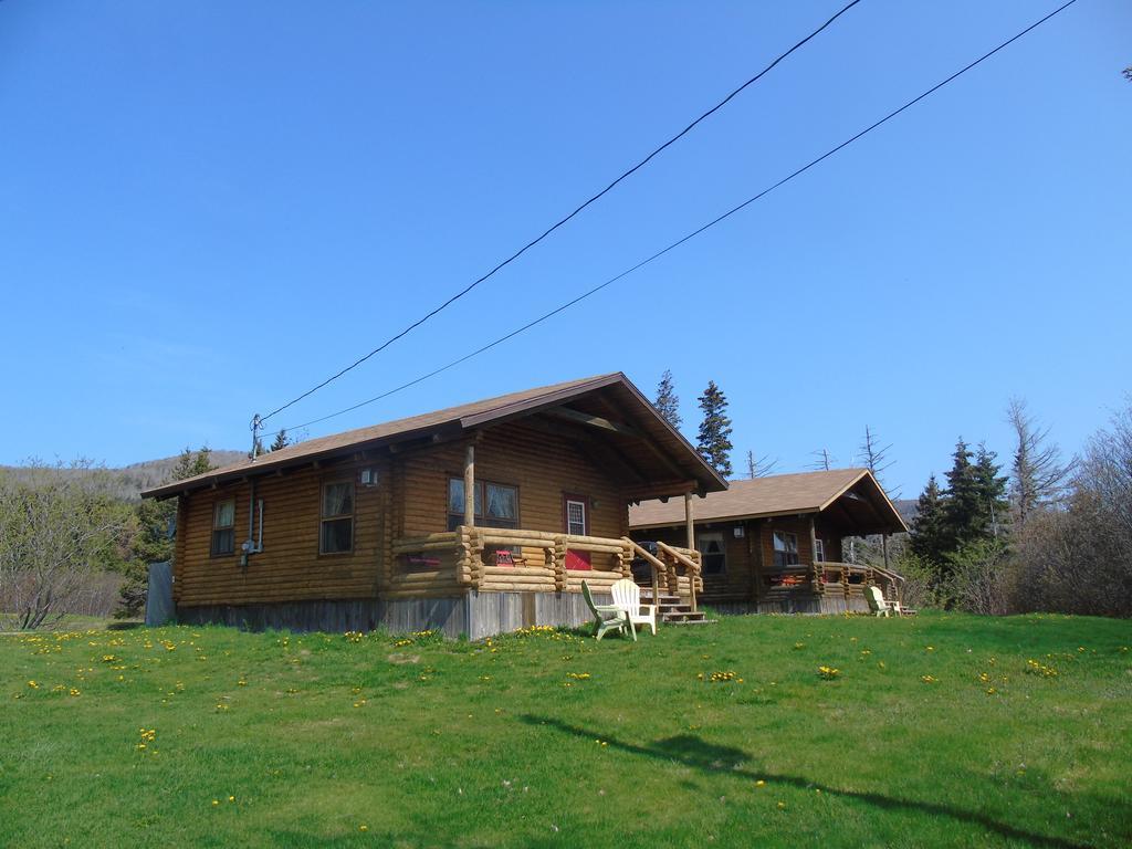 Cajun Cedar Log Cottages Margaree Forks Екстер'єр фото